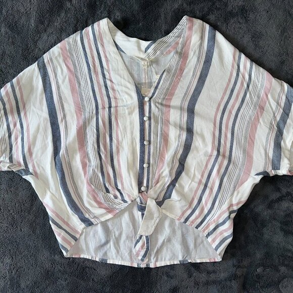 Sim & Sam Vertical Striped Bat Wing Crop Top White Small - Picture 3 of 15